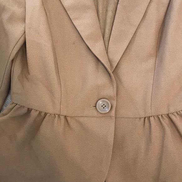 NWT Forever 21 Peplum Style Blazer - Picture 4 of 4